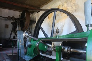 N&uacute;cleo do Moinho de Mar&eacute; de Corroios - vista a&eacute;rea do moinho e da &aacute;rea de sapal envolvente. &copy; CMS/EMS &ndash; Ant&oacute;nio Silva, 2009.